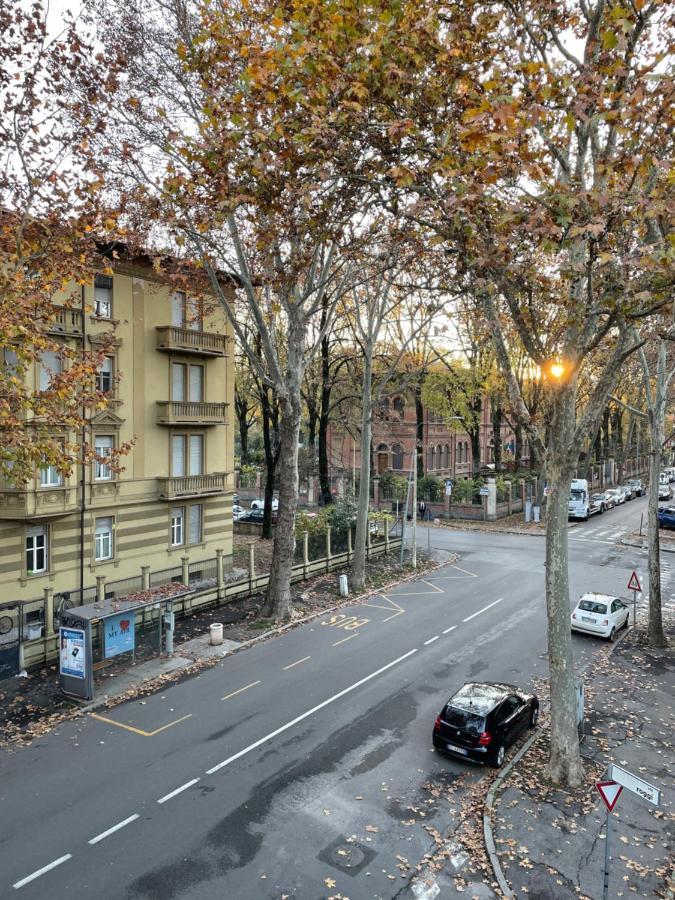 レッジョ・エミリアUn Balcone Sul Centro Storicoアパートメント エクステリア 写真